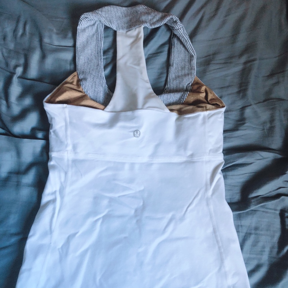 Lululemon top